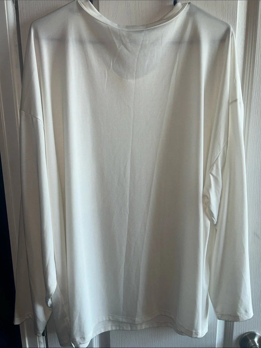 ARULA White Long Sleeve Pocket Tee - Women's Relaxed Fit